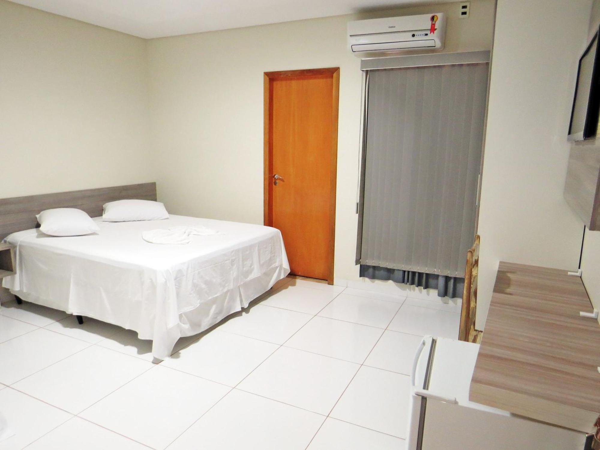 Hotel Rio Grande Barreiras  Bagian luar foto